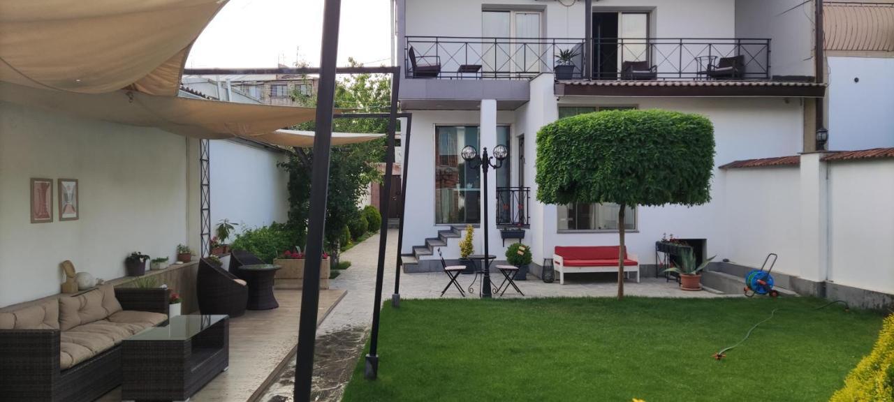 Garden Lounge Hotel Yerevan Luaran gambar