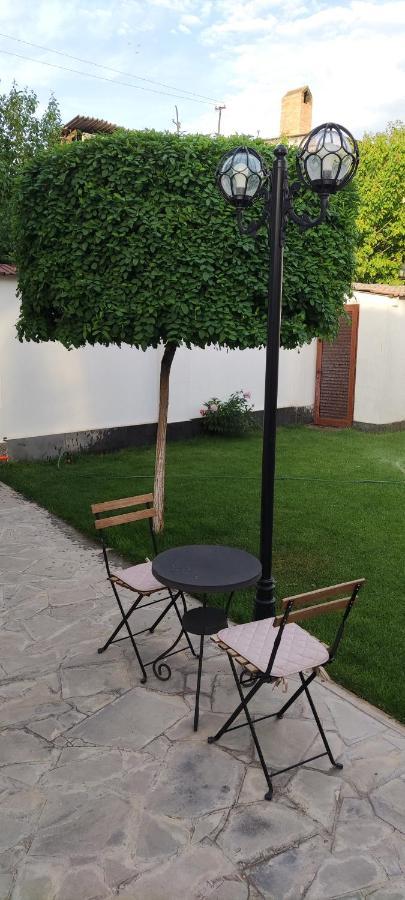 Garden Lounge Hotel Yerevan Luaran gambar