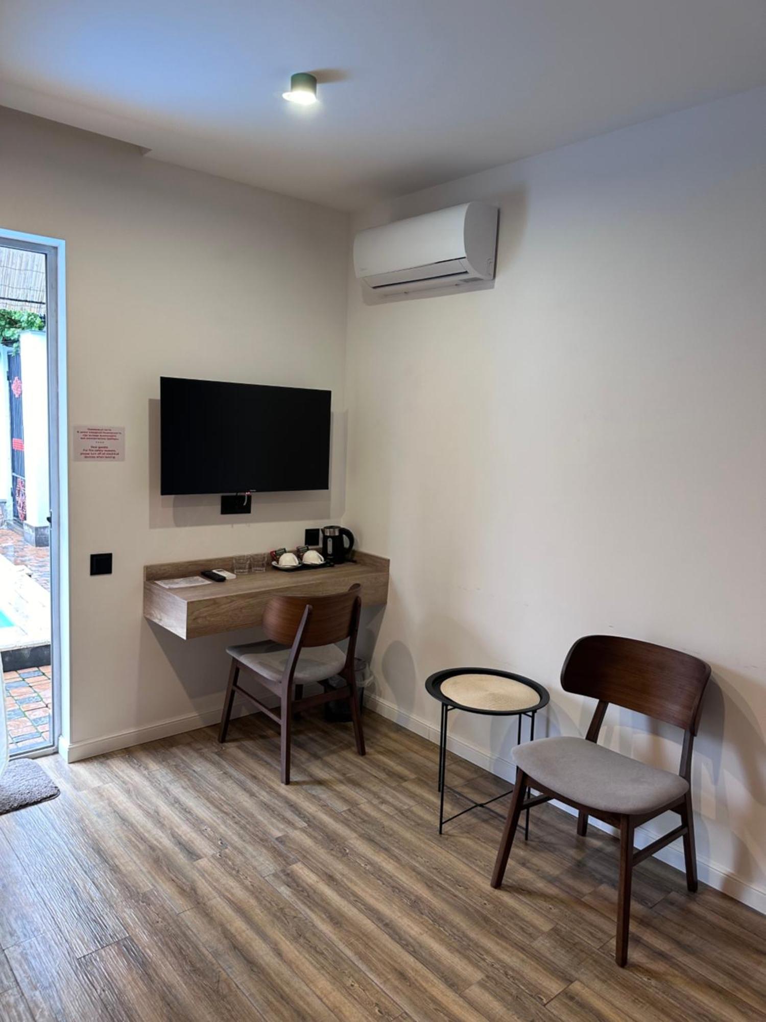 Garden Lounge Hotel Yerevan Luaran gambar