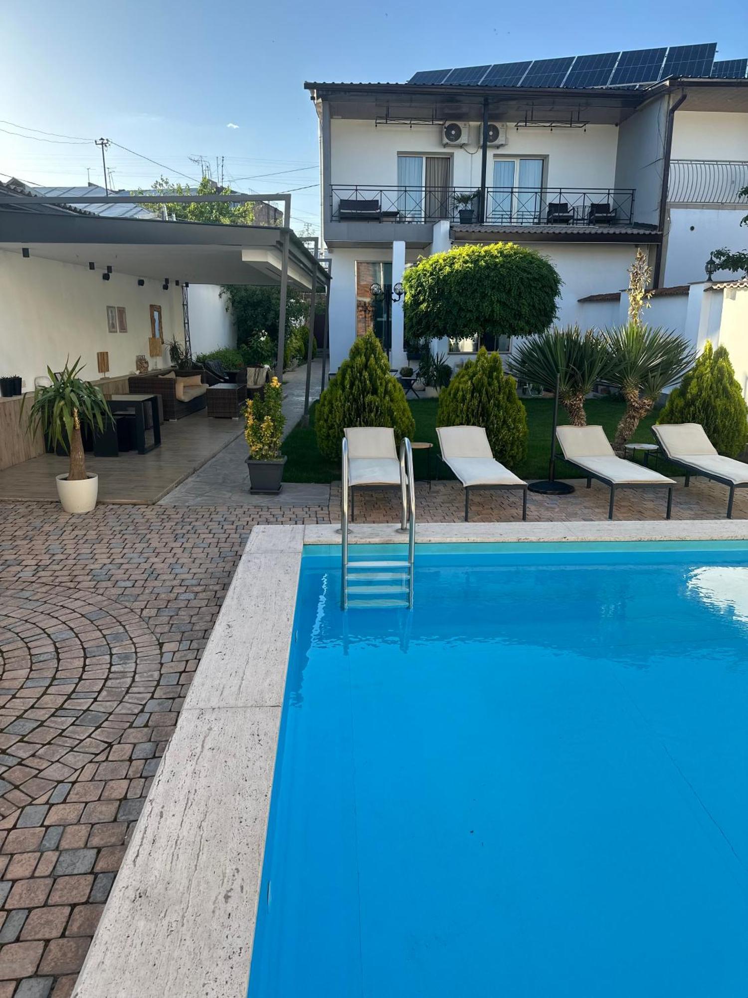 Garden Lounge Hotel Yerevan Luaran gambar