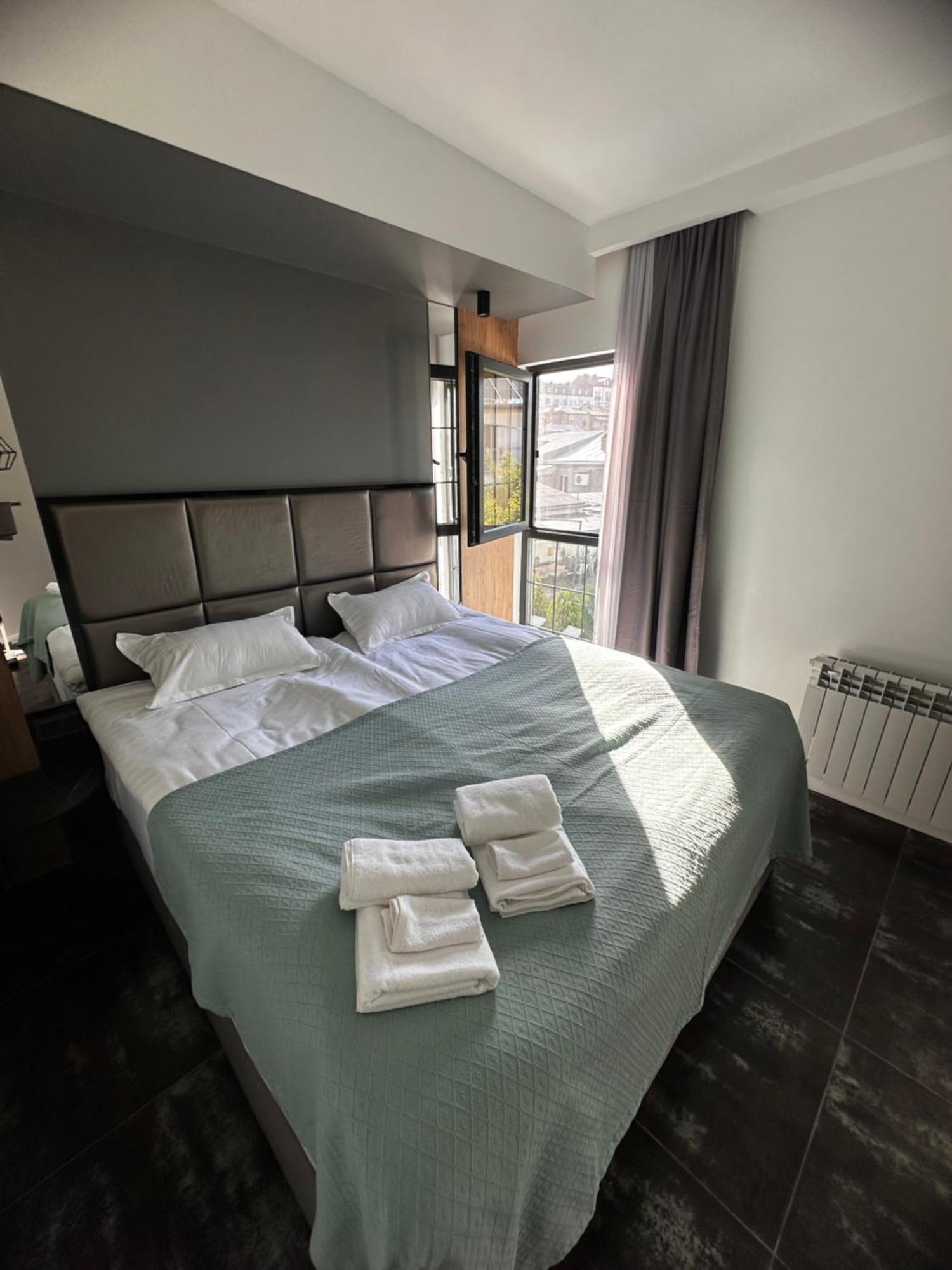 Garden Lounge Hotel Yerevan Luaran gambar