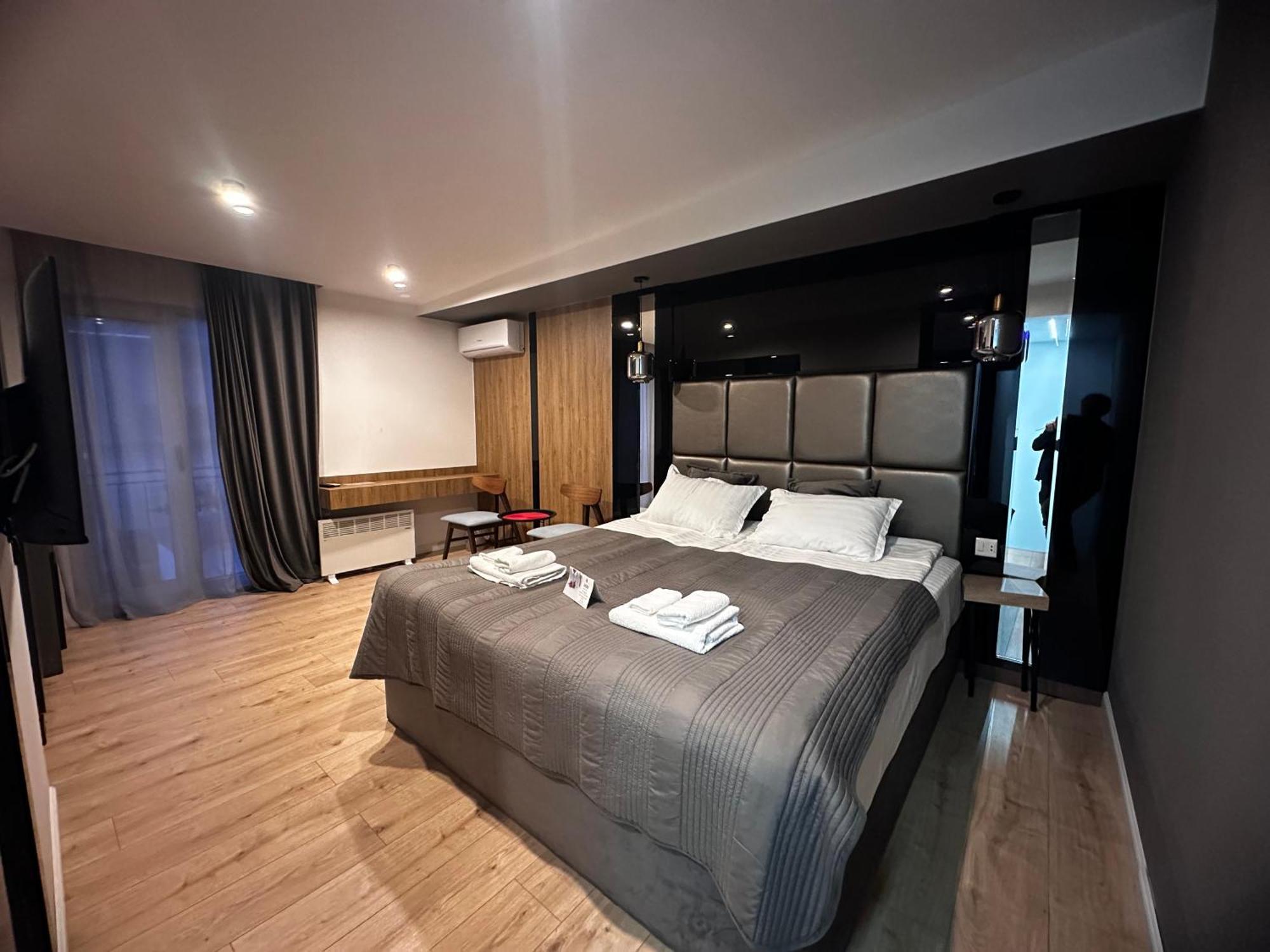 Garden Lounge Hotel Yerevan Luaran gambar