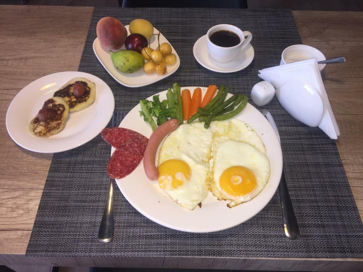 Garden Lounge Hotel Yerevan Luaran gambar